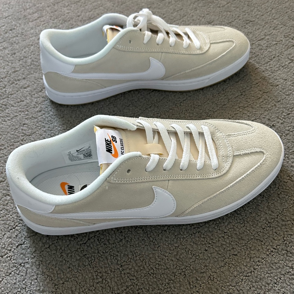Nike SB FC Classic Summit White Skate Shoes